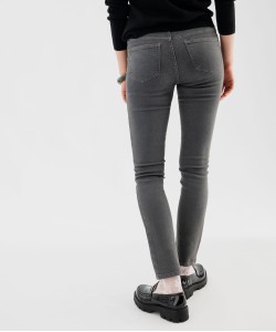 Jean slim coloré taille normale femme